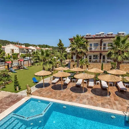 Halkidiki Greek Pride Ηotel And Apartments-3